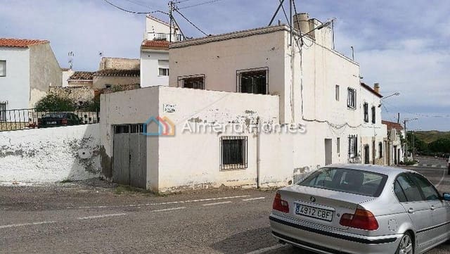 3 soveværelse Byhus til salg i Taberno - € 35.000 (Ref: 3962425)
