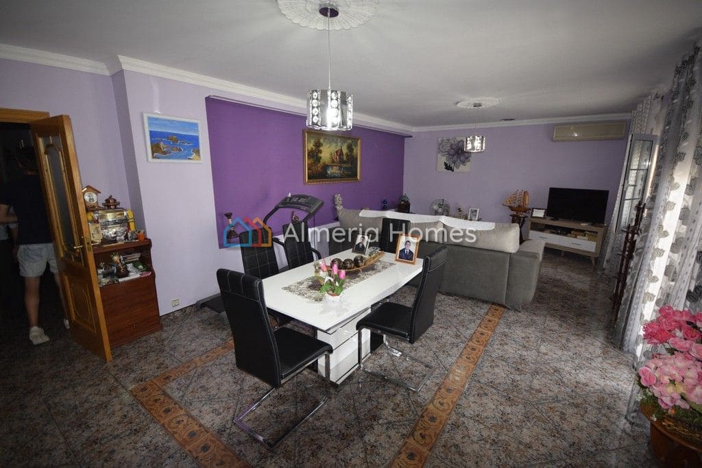 Gewerbe zu verkaufen in La Alfoquia - 900.000 € (Ref: 4052798)