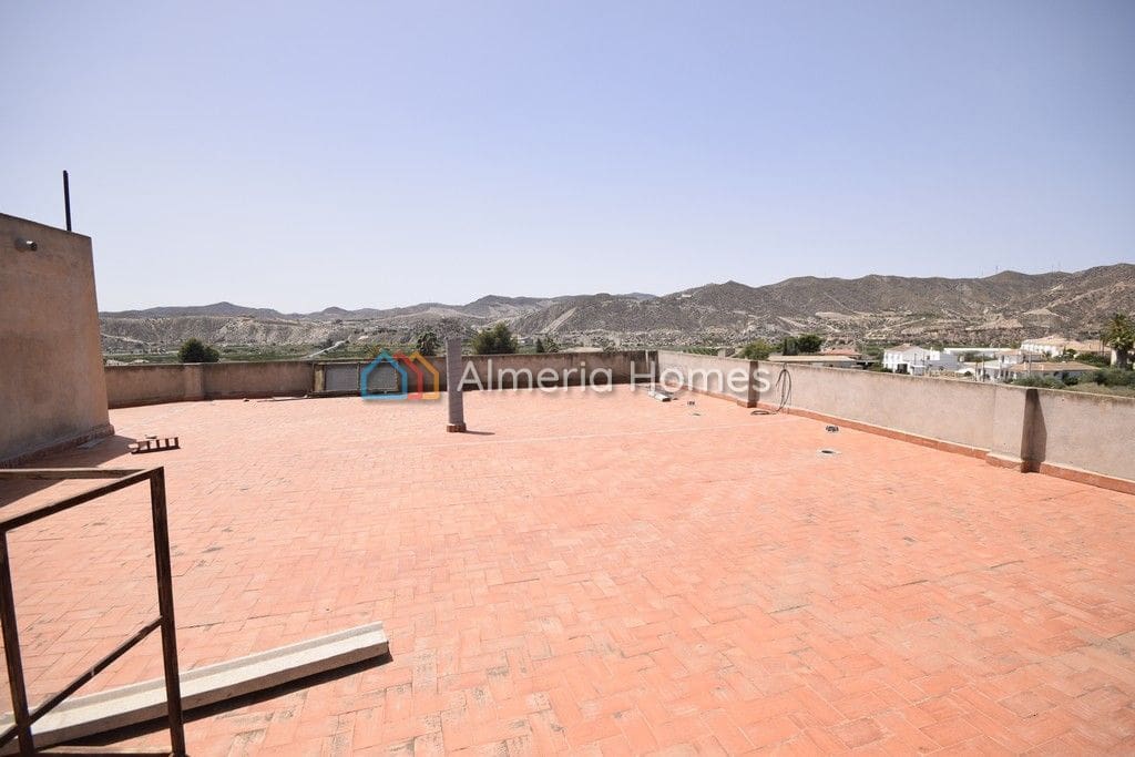 Gewerbe zu verkaufen in La Alfoquia - 900.000 € (Ref: 4052798)