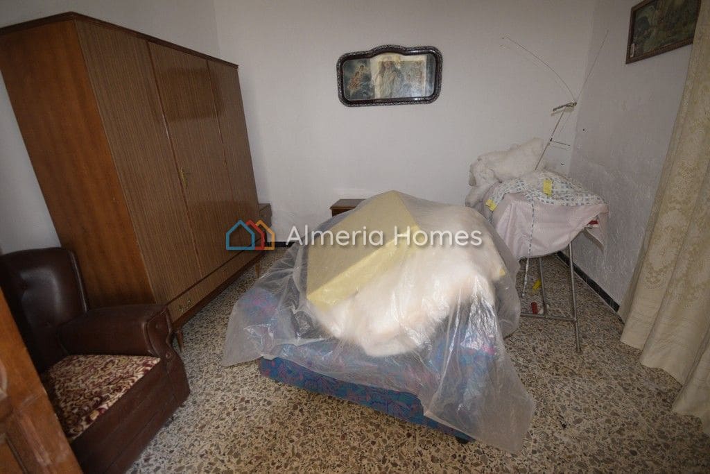 4 soverom Finca/Herregård til salgs i Oria - € 129 950 (Ref: 4164871)