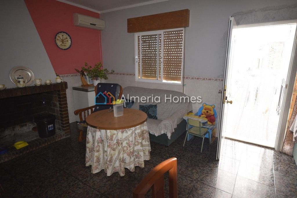 4 bedroom Townhouse for sale in Albox - € 68,000 (Ref: 4172313)