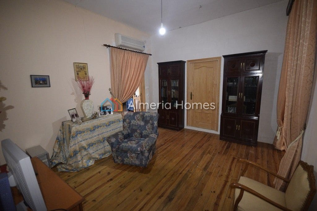 6 chambre Maison de Ville à vendre à Almanzora - 299 950 € (Ref: 4290758)