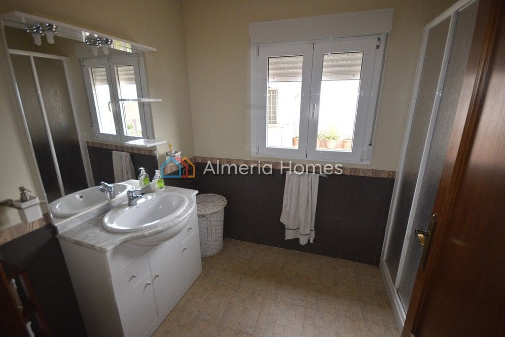 6 chambre Maison de Ville à vendre à Almanzora - 299 950 € (Ref: 4290758)