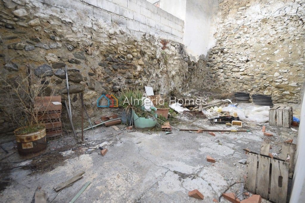 4 quarto Casa em Banda para venda em Purchena - 75 000 € (Ref: 4290759)