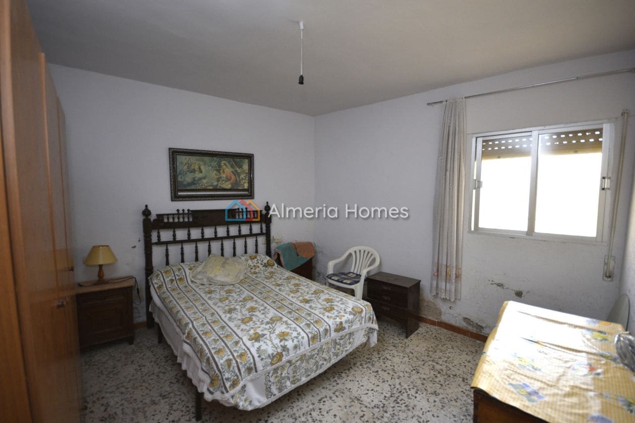 3 bedroom Finca/Country House for sale in Albox with garage - € 58,950 (Ref: 4306869)