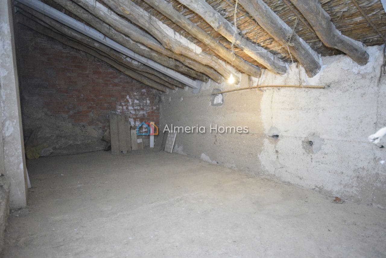 3 bedroom Finca/Country House for sale in Albox with garage - € 58,950 (Ref: 4306869)