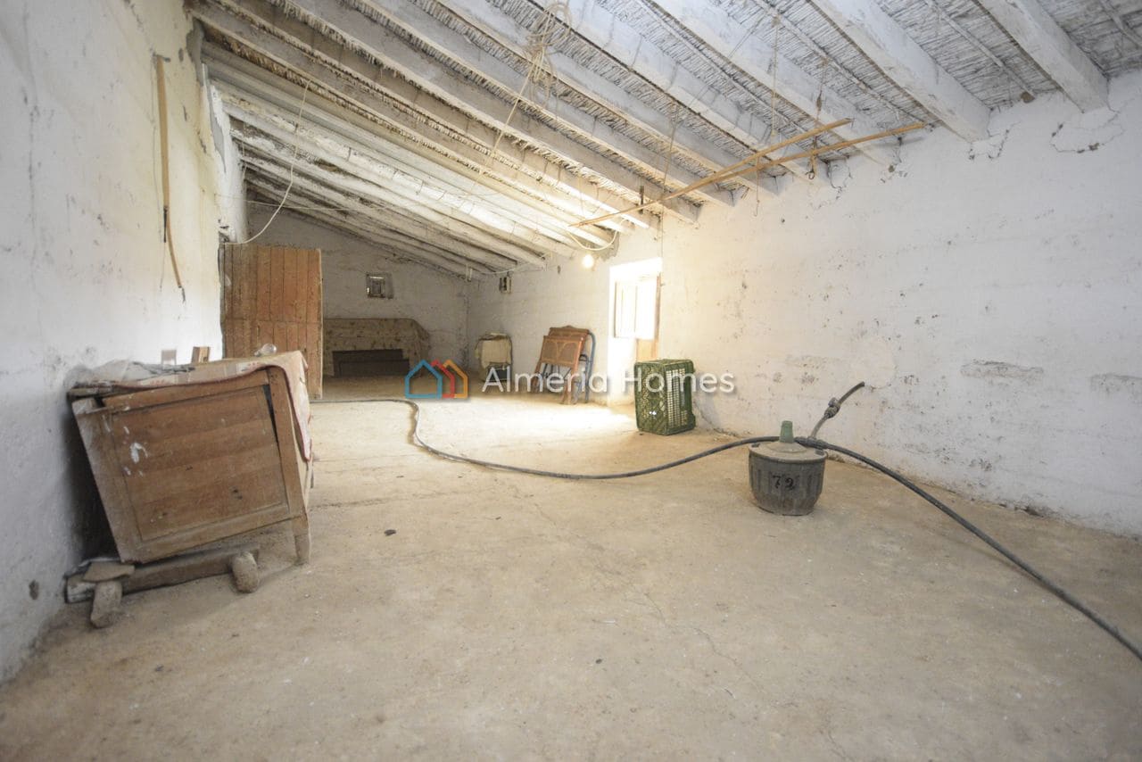 3 bedroom Finca/Country House for sale in Albox with garage - € 58,950 (Ref: 4306869)