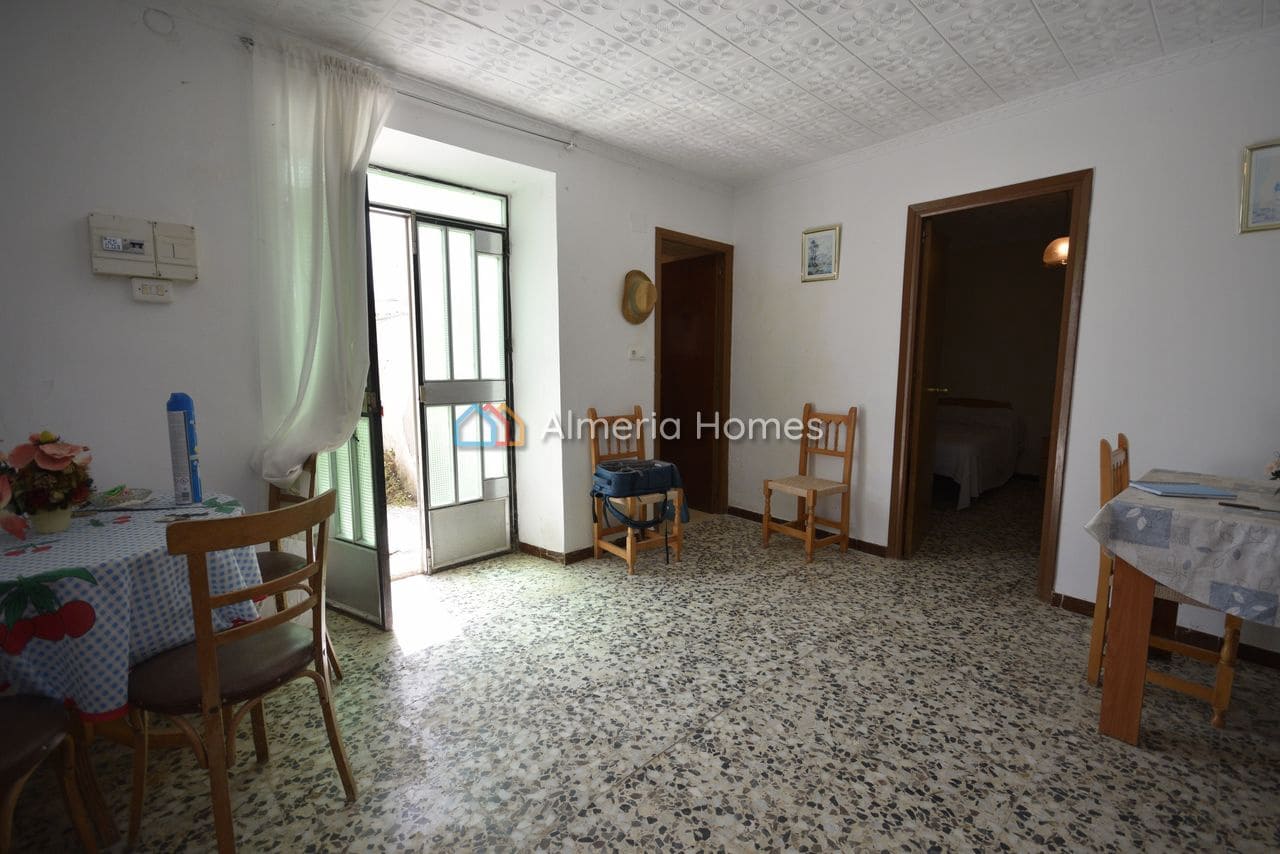3 bedroom Finca/Country House for sale in Albox with garage - € 58,950 (Ref: 4306869)