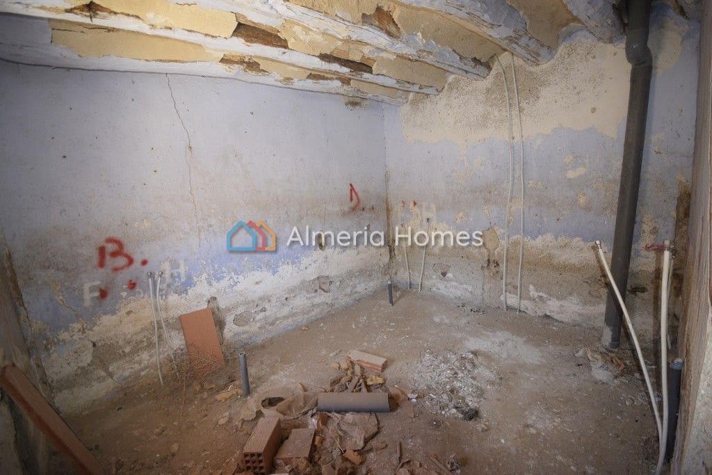 Finca/Casa di Campagna in vendita in Oria - 39.000 € (Rif: 4308645)