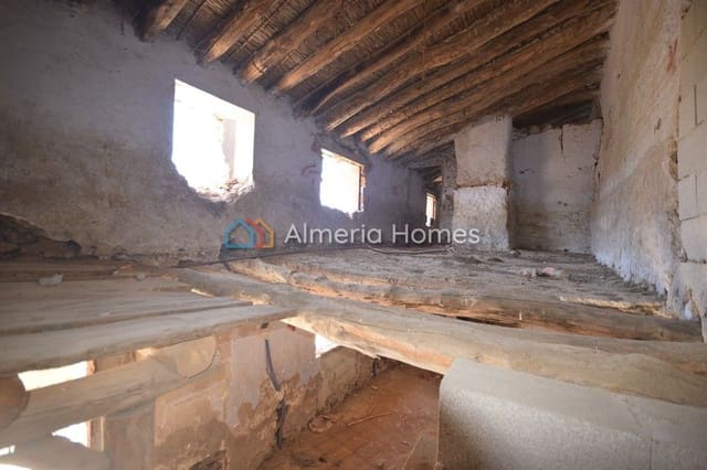 Finca/Casa di Campagna in vendita in Oria - 39.000 € (Rif: 4308645)