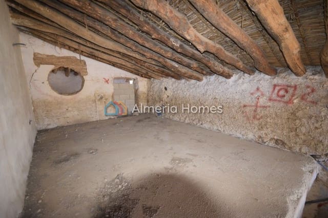 Finca/Casa di Campagna in vendita in Oria - 39.000 € (Rif: 4308645)