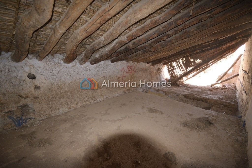 Finca/Casa di Campagna in vendita in Oria - 39.000 € (Rif: 4308645)