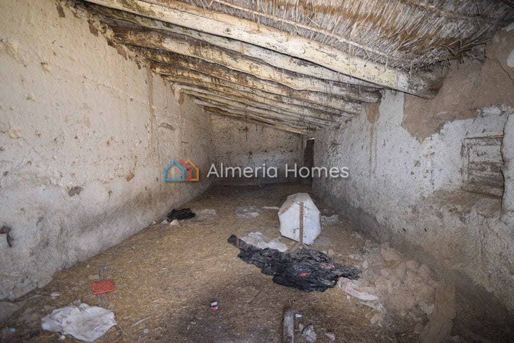 Finca/Casa di Campagna in vendita in Oria - 39.000 € (Rif: 4308645)