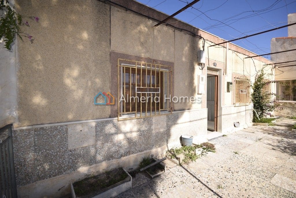 4 soveværelse Byhus til salg i Fines - € 74.995 (Ref: 4316658)