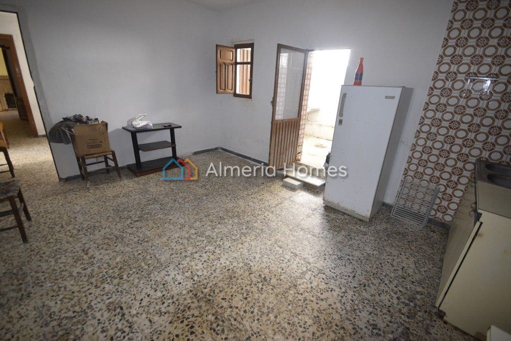 4 soveværelse Byhus til salg i Fines - € 74.995 (Ref: 4316658)