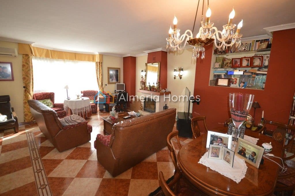 3 bedroom Townhouse for sale in Zurgena - € 239,000 (Ref: 4319885)