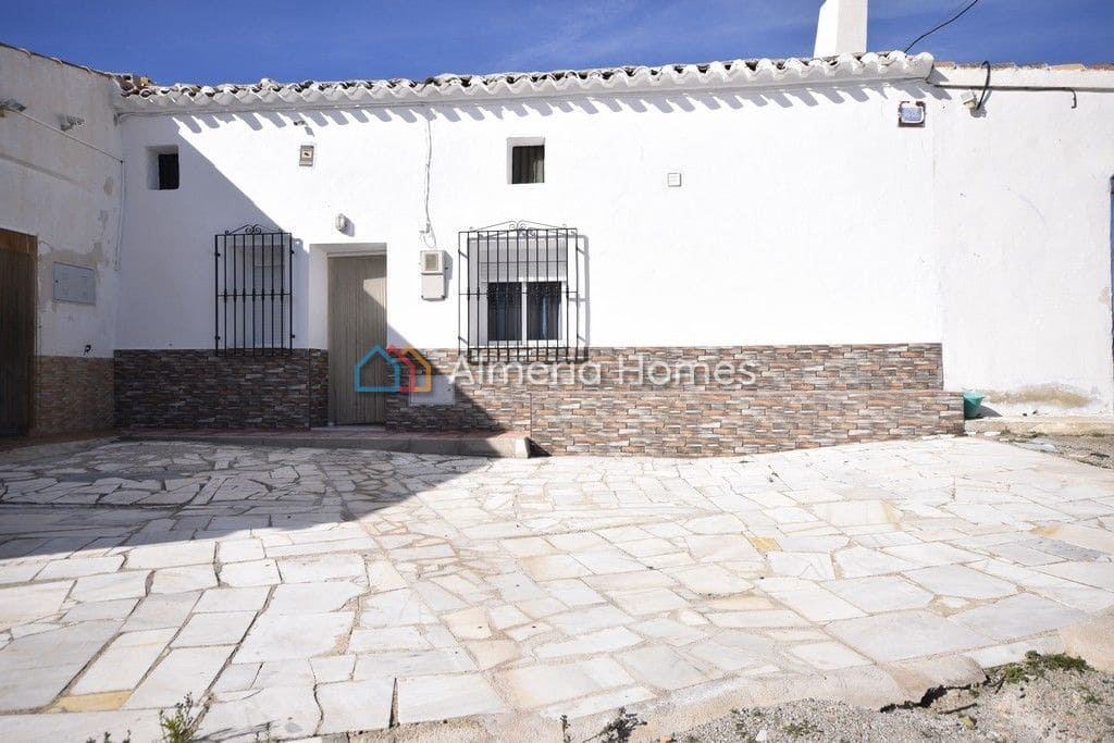 4 bedroom Finca/Country House for sale in El Bancalejo - € 95,000 (Ref: 4319886)