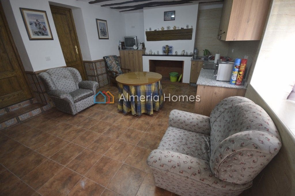 4 bedroom Finca/Country House for sale in El Bancalejo - € 95,000 (Ref: 4319886)