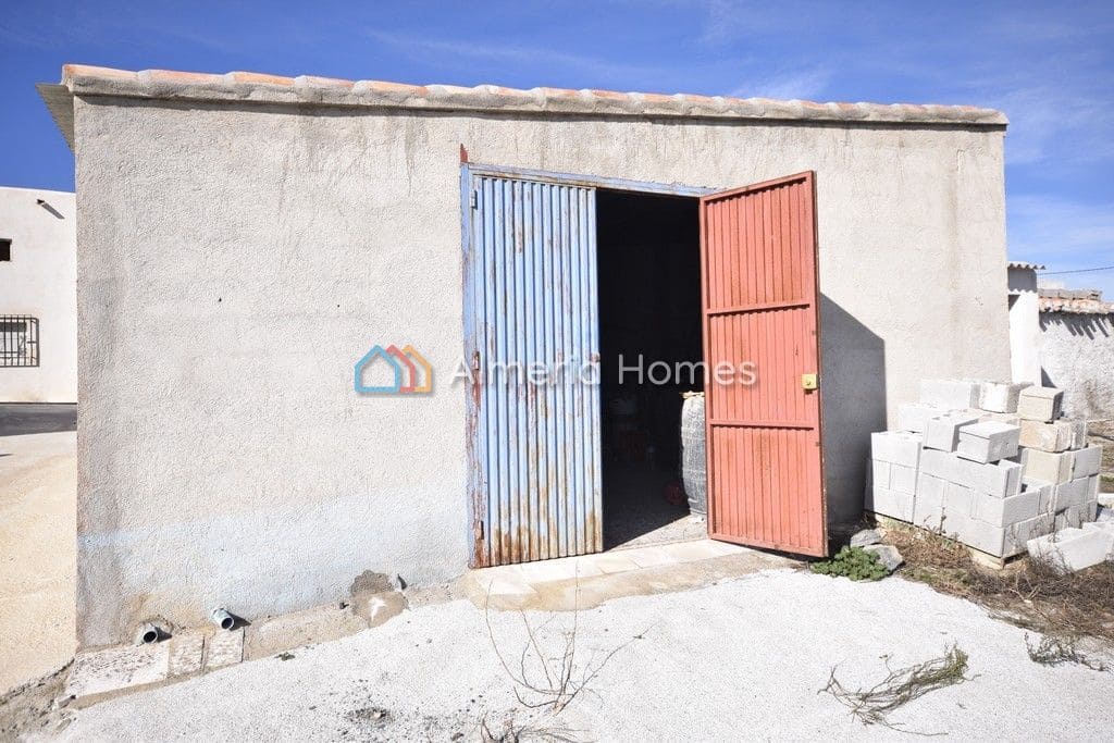 4 bedroom Finca/Country House for sale in El Bancalejo - € 95,000 (Ref: 4319886)