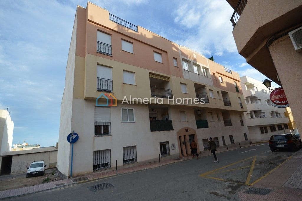 3 soveværelse Lejlighed til salg i Garrucha - € 199.995 (Ref: 4428228)