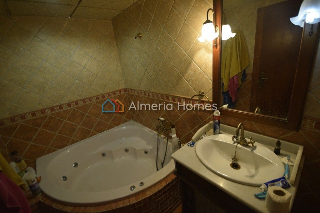 4 soverom Hus til salgs i Arboleas med svømmebasseng - € 320 000 (Ref: 4489465)