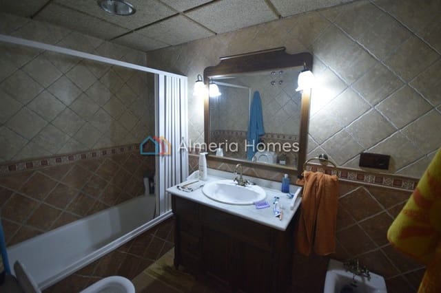 4 sypialnia Dom na sprzedaż w Arboleas z basenem - 320 000 € (Ref: 4489465)