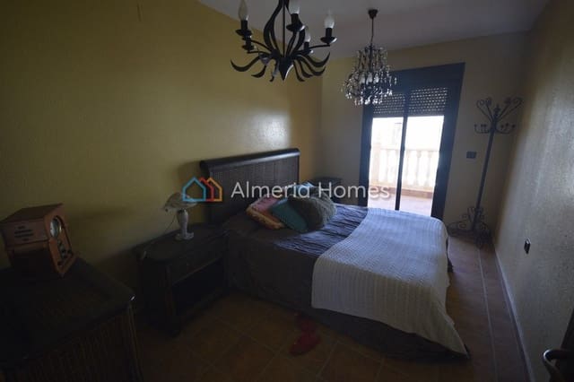 4 sypialnia Dom na sprzedaż w Arboleas z basenem - 320 000 € (Ref: 4489465)