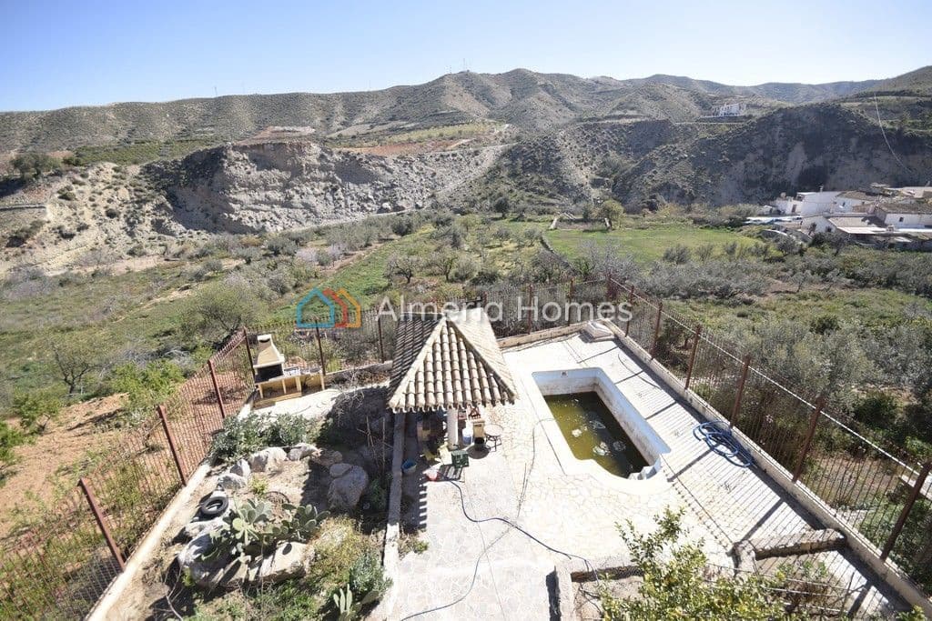 4 soverom Hus til salgs i Arboleas med svømmebasseng - € 320 000 (Ref: 4489465)