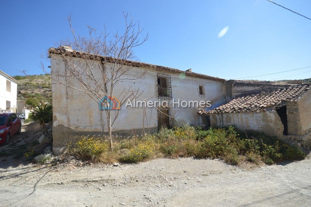 Quinta/Casa Rural para venda em Oria - 19 950 € (Ref: 4491947)