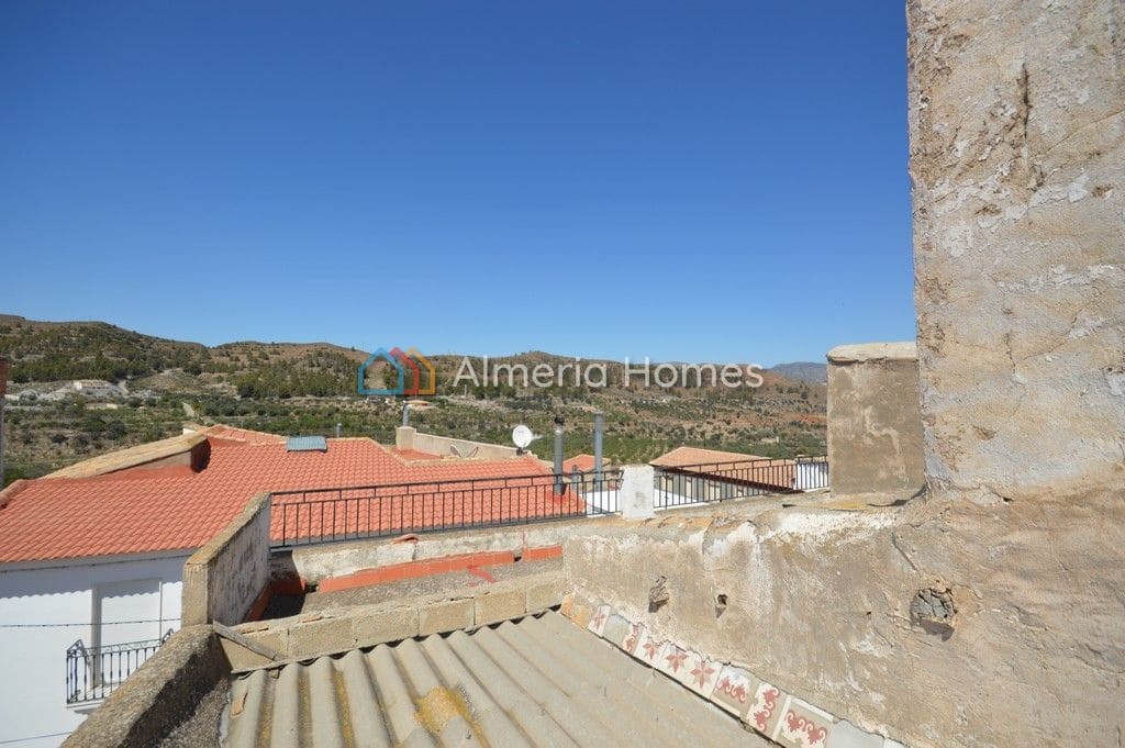 6 soveværelse Byhus til salg i Sufli - € 85.000 (Ref: 4517685)