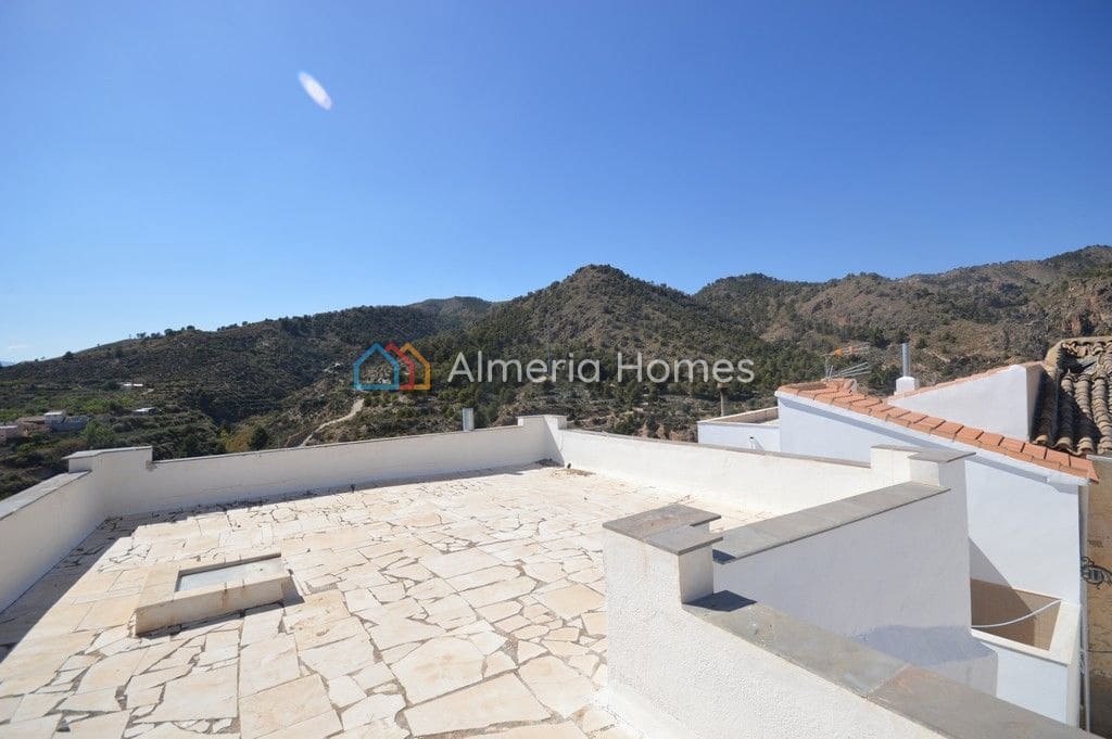 5 soveværelse Byhus til salg i Urracal - € 99.000 (Ref: 4517686)