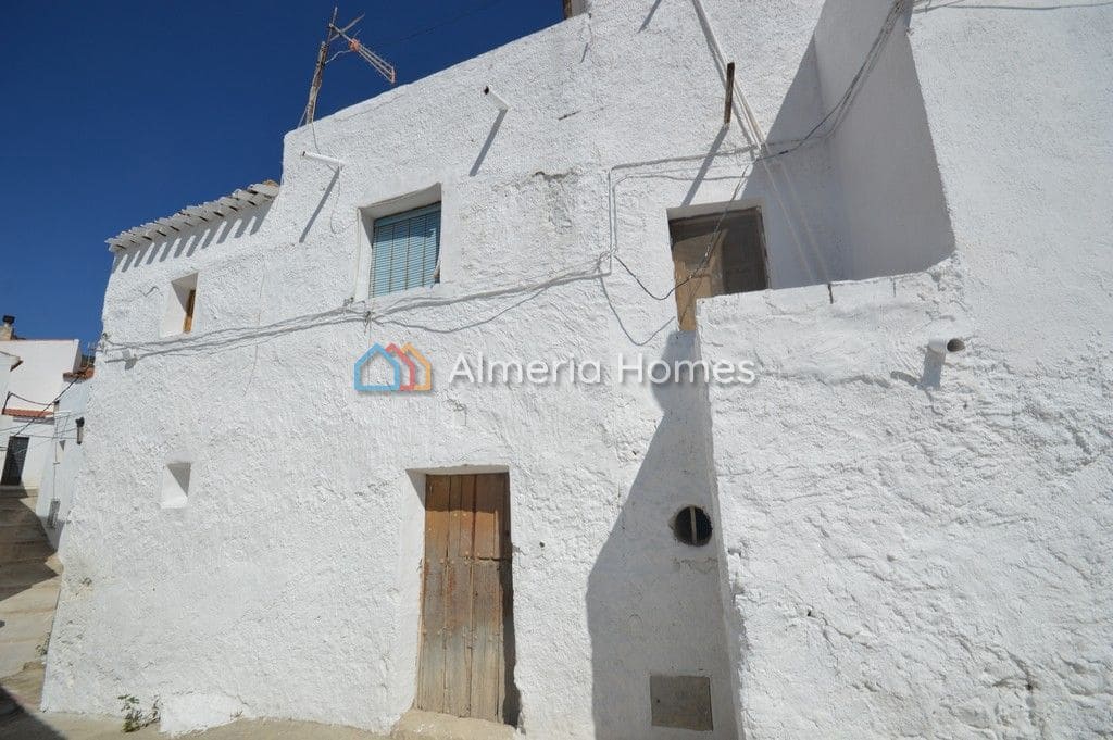 2 soverom Hus til salgs i Sufli - € 47 000 (Ref: 4517688)