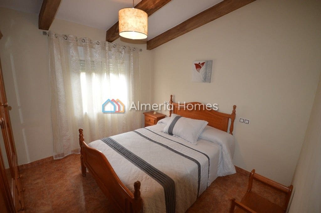 3 soveværelse Finca/Landehus til salg i Albox - € 160.000 (Ref: 4537957)