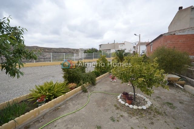 3 soveværelse Finca/Landehus til salg i Albox - € 160.000 (Ref: 4537957)