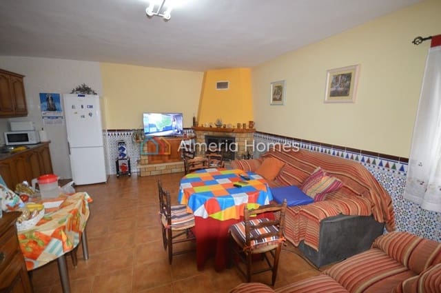 3 soveværelse Finca/Landehus til salg i Albox - € 160.000 (Ref: 4537957)