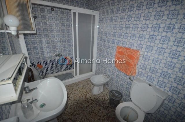 3 makuuhuone Omakotitalo myytävänä paikassa Albox - 85 000 € (Ref: 4537961)