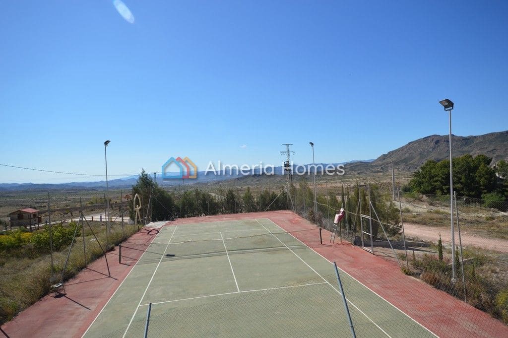 3 soveværelse Villa til salg i Zurgena med swimmingpool - € 269.950 (Ref: 4541101)