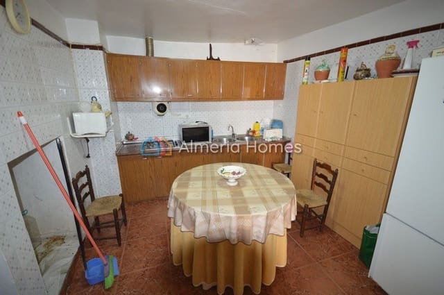 7 soveværelse Byhus til salg i Albox - € 123.000 (Ref: 4568558)