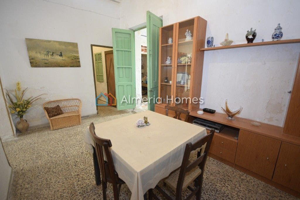 4 soveværelse Byhus til salg i Cantoria - € 68.000 (Ref: 4662766)