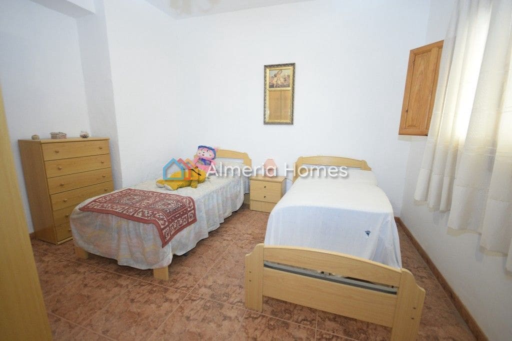 4 soveværelse Byhus til salg i Cantoria - € 68.000 (Ref: 4662766)