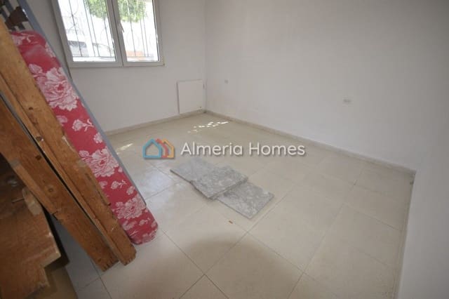 4 soveværelse Byhus til salg i Cantoria - € 89.950 (Ref: 4696580)