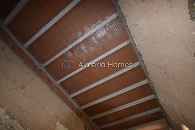 5 soveværelse Finca/Landehus til salg i Albox - € 41.950 (Ref: 4706158)