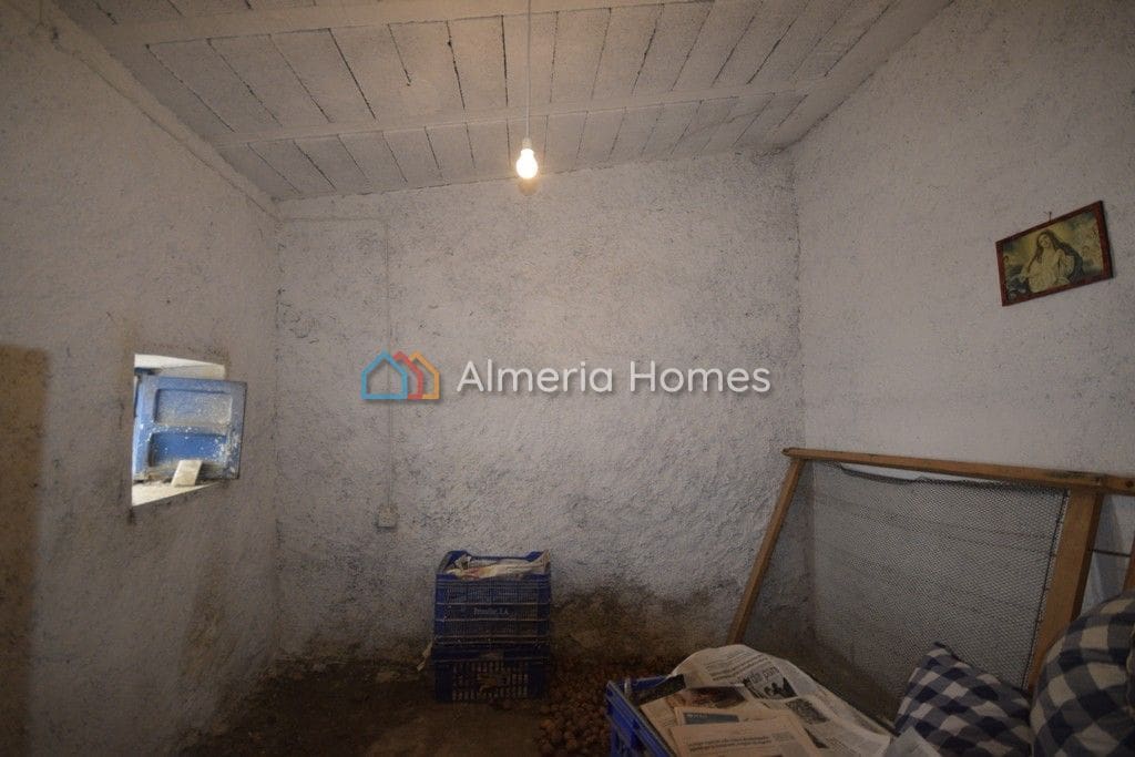 6 sypialnia Dom na sprzedaż w Oria - 44 750 € (Ref: 4876742)