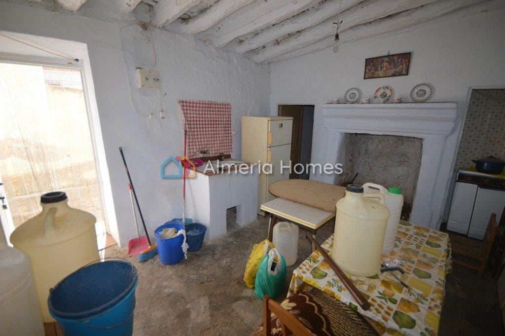 2 makuuhuone Omakotitalo myytävänä paikassa Oria - 44 950 € (Ref: 4876743)