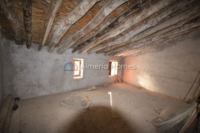 Byhus til salg i Los Cerricos, Oria - € 49.950 (Ref: 4888650)