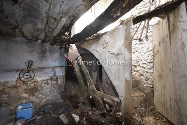 Byhus til salg i Los Cerricos, Oria - € 49.950 (Ref: 4888650)