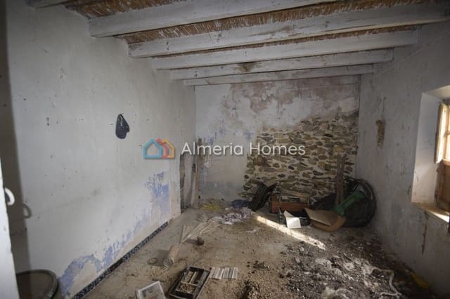 4 soveværelse Finca/Landehus til salg i Arboleas - € 65.000 (Ref: 5098197)