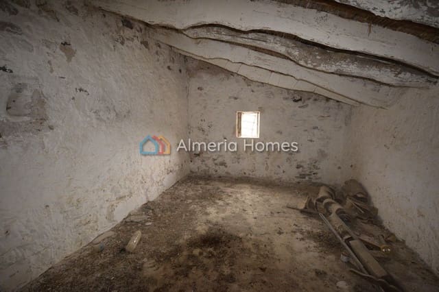 4 soveværelse Finca/Landehus til salg i Arboleas - € 65.000 (Ref: 5098197)