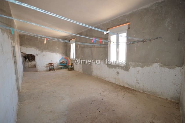 2 soverom Hus til salgs i Oria - € 59 000 (Ref: 5311874)