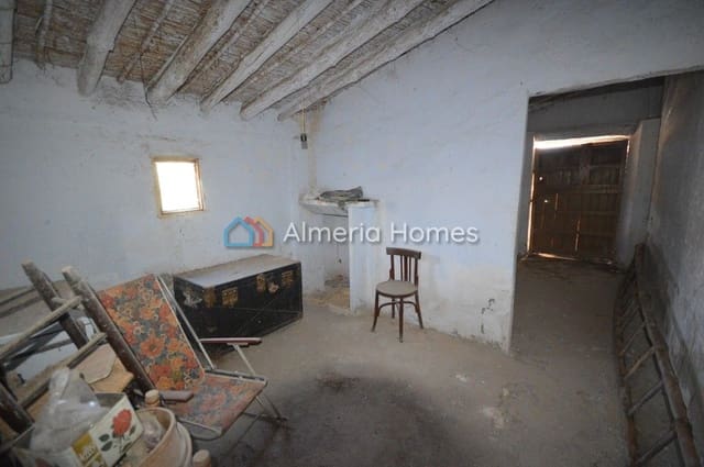 5 soveværelse Finca/Landehus til salg i Arboleas - € 85.000 (Ref: 5649828)